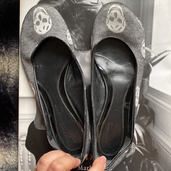 Alexander McQueen Skull Printed Ballet Flats size 39 - Picture 8 of 14